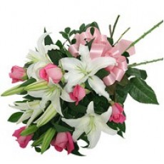 Roses and Lily bouquet